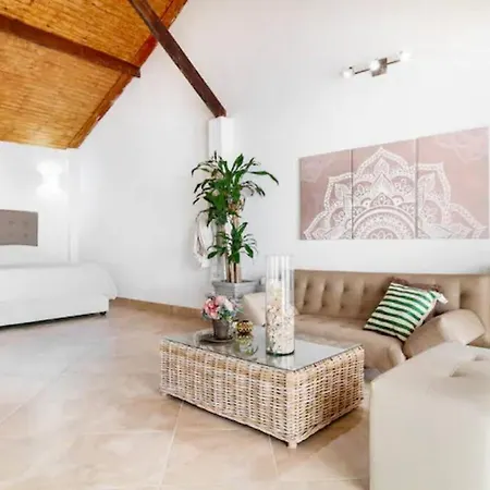 Espectacular Casa En La Playa, De Indias